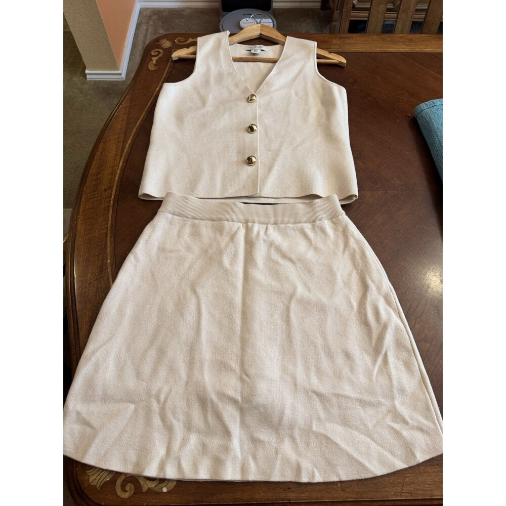 Rachel Zoe Outfit Set beige V-neck button-down blouse/Skirt Women M